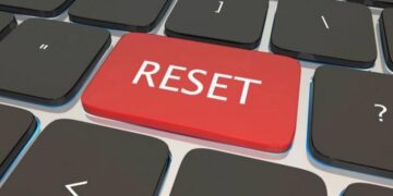 Cách 4: Khởi động lại laptop