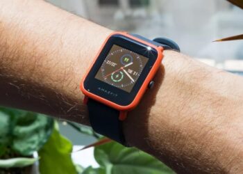 Review đồng hồ Xiaomi Amazfit Bip giao diện và tính năng